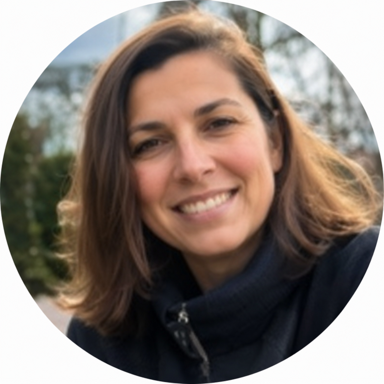 Elisa R.